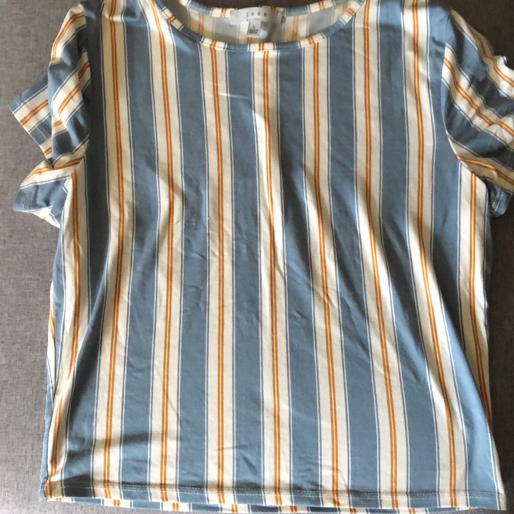 Striped cropped tee shirt